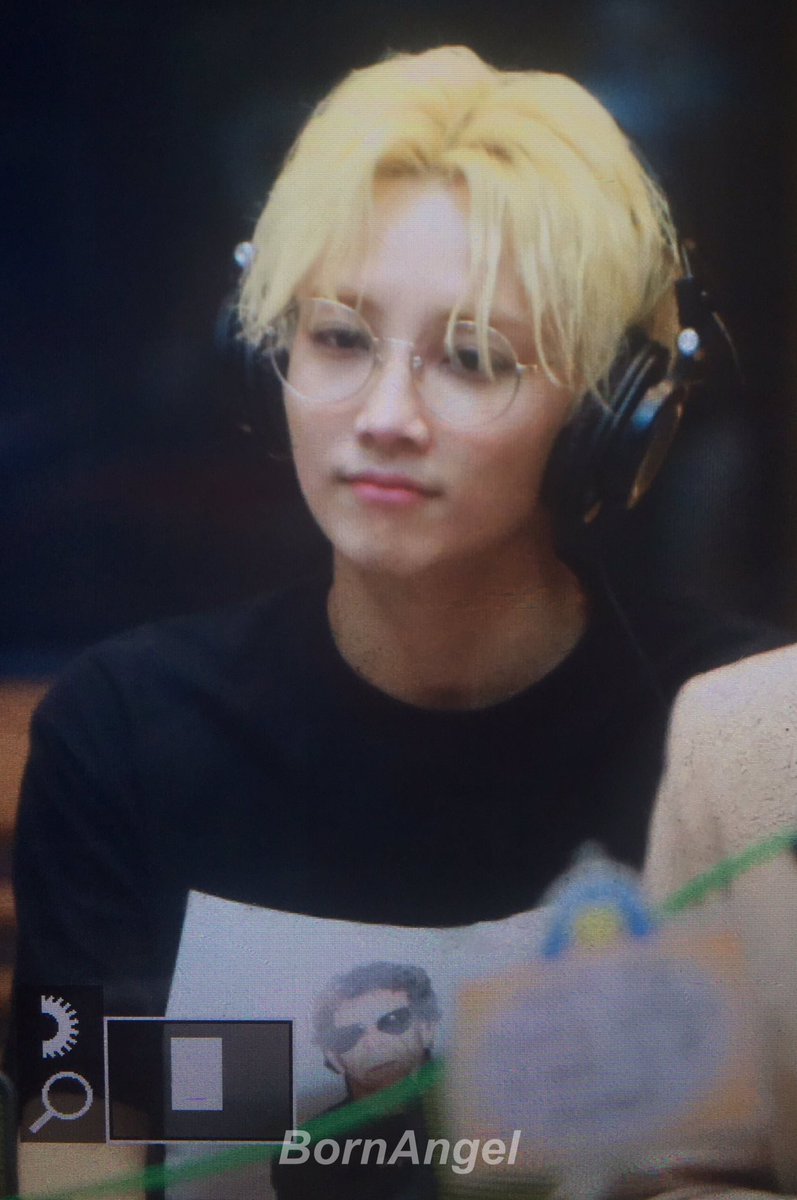 bornangel1004's tweet photo. 170601 별밤 
#정한 #JEONGHAN #세븐틴 #seventeen @pledis_17 https://t.co/EcJ5PHB4wl