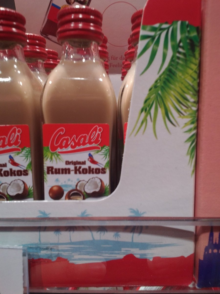 CamilaLabaronne's tweet photo. 4 euros for a rhum-coco liquor, but I could still get it #VoucherChallenge https://t.co/XZNPJTTPVB