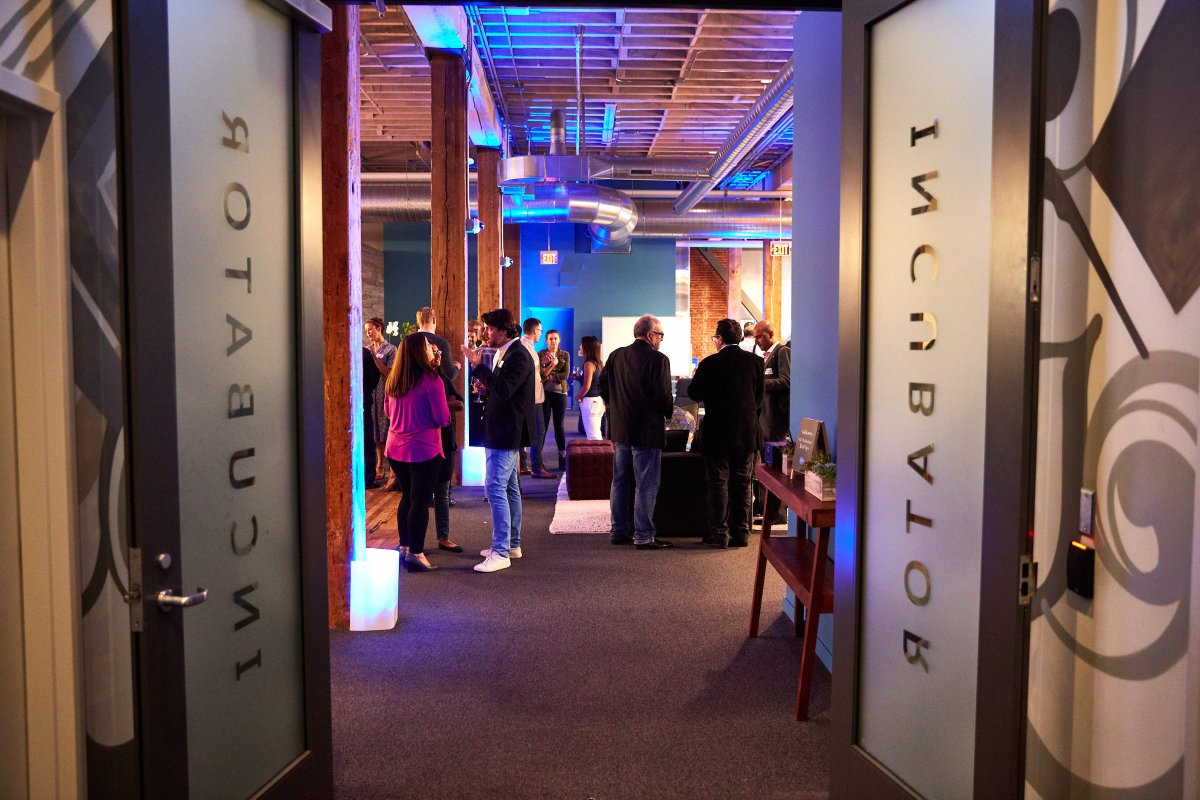 tabletsntech's tweet image. Desk.com would charge $1875/month for 15 agents with all D services included
info.supportbench.com/solutions/desk…
#SmallBiz
#makingmacros