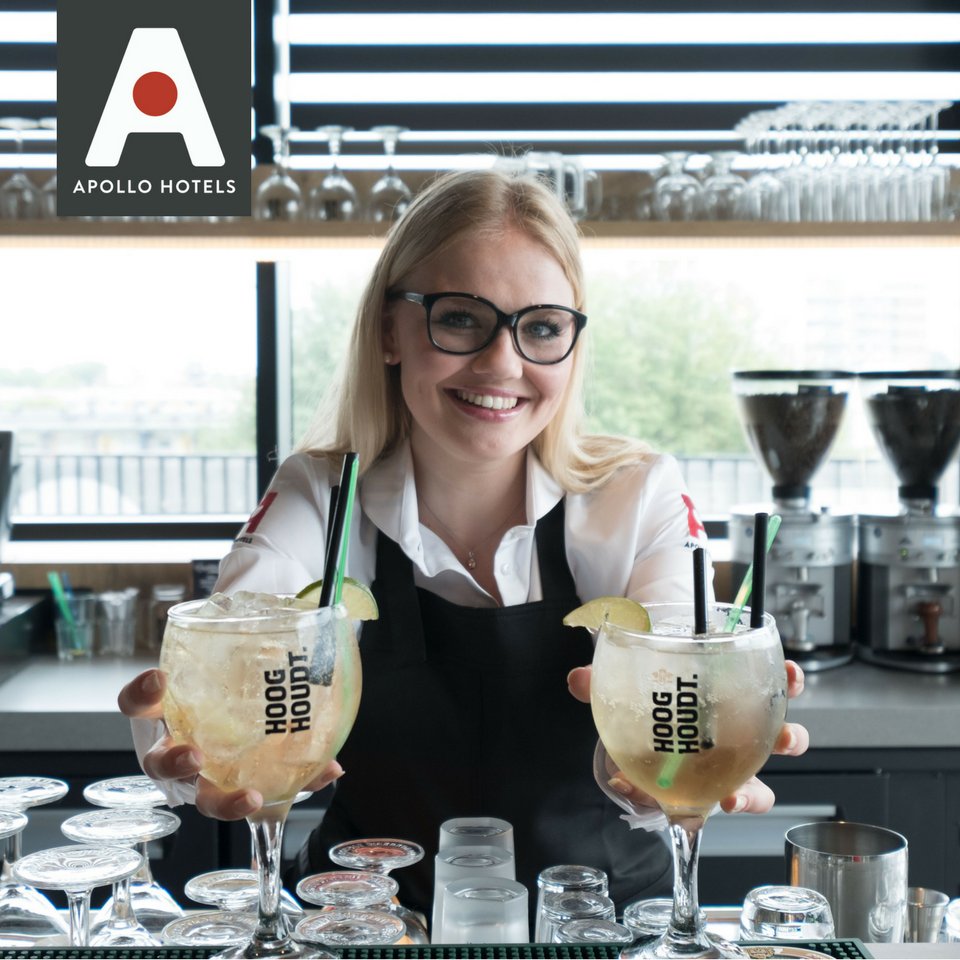leonardohotelnl's tweet photo. Wat een heerlijk weer! Met wie kom jij een lekker drankje drinken bij ons in de zon? #Youllbeback https://t.co/BCijRH4nW6