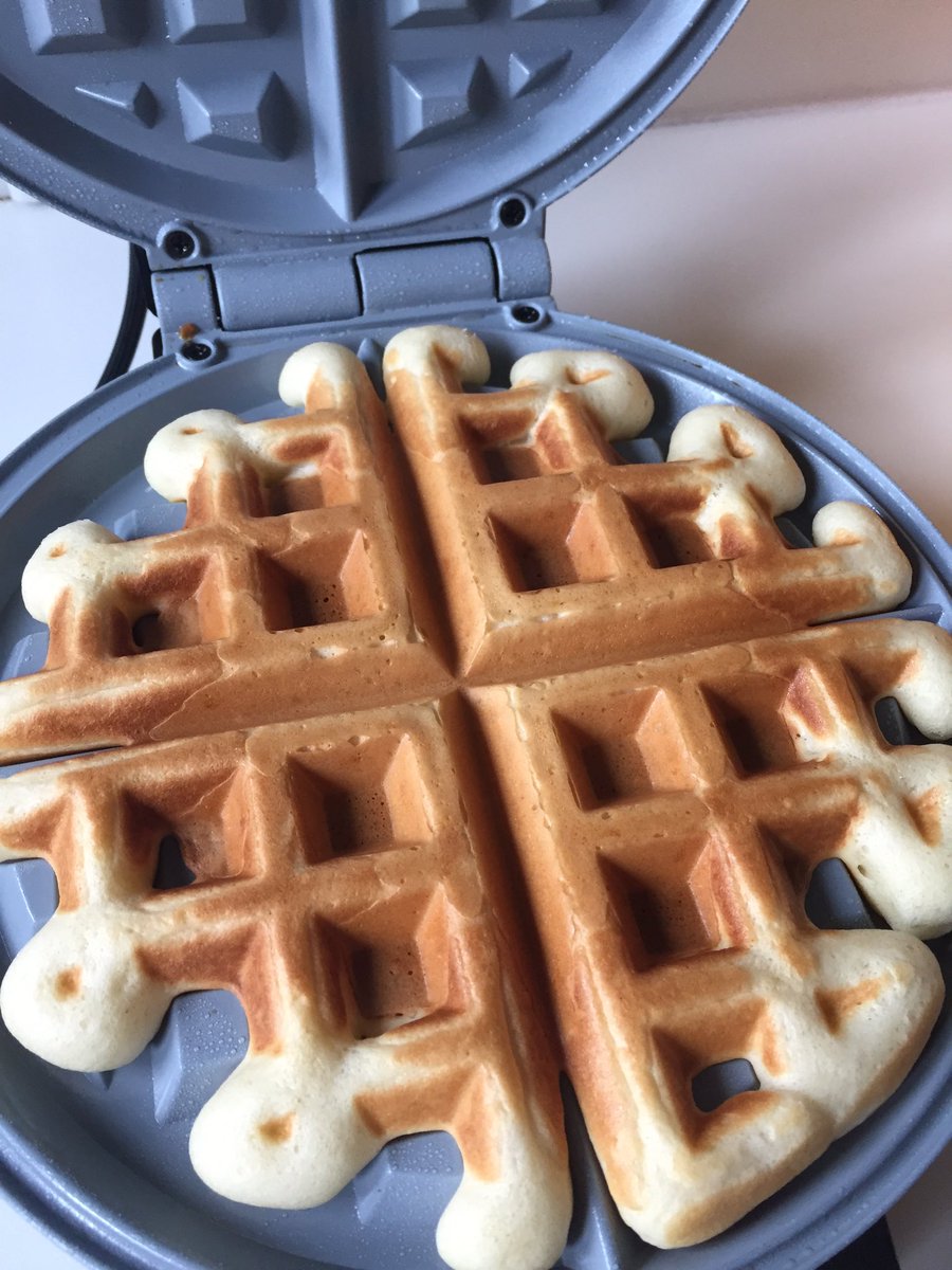 allybamaw's tweet photo. It's waffle day! #returnpath #wafflethursday https://t.co/qAw9wqyMKo