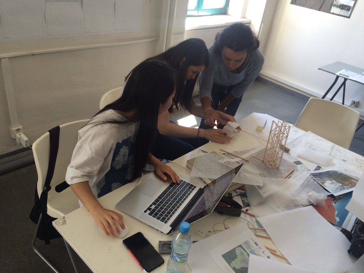 01/06 | Day 3: <a href="/archip_prague/">ARCHIP</a> collab student charrette, with newarchitectures.com | Group 4, led by G Bolle and D Prasilova #naohprague17