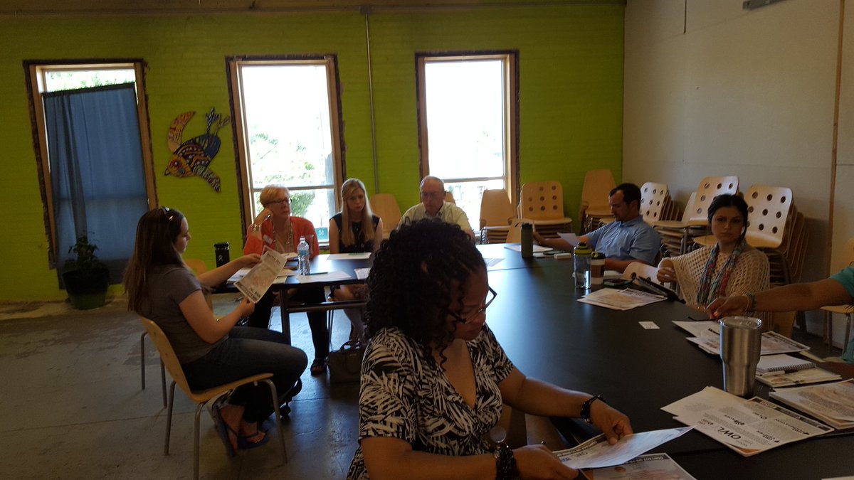 mhakentucky's tweet image. Joining #LexBeWell this morning to discuss food security. Thanks @LFCHD for this gathering at @PlantoryLex!