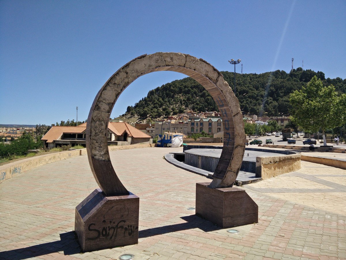 LucasReeh's tweet photo. @stargatecommand real gate found on my trip to morocco last year #Stargate https://t.co/Twss7kK5Kn