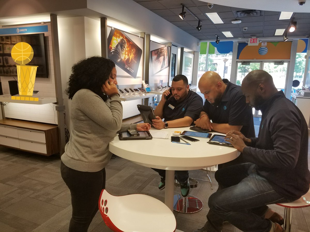 Daniel_atEmpire's tweet photo. Blitz day at USQ. #USQ #UNIONSQUARE #UPappointment #OneNYNJ @MarkitaEmpireNY @YvetteOdulio https://t.co/VBcHf2WVsM