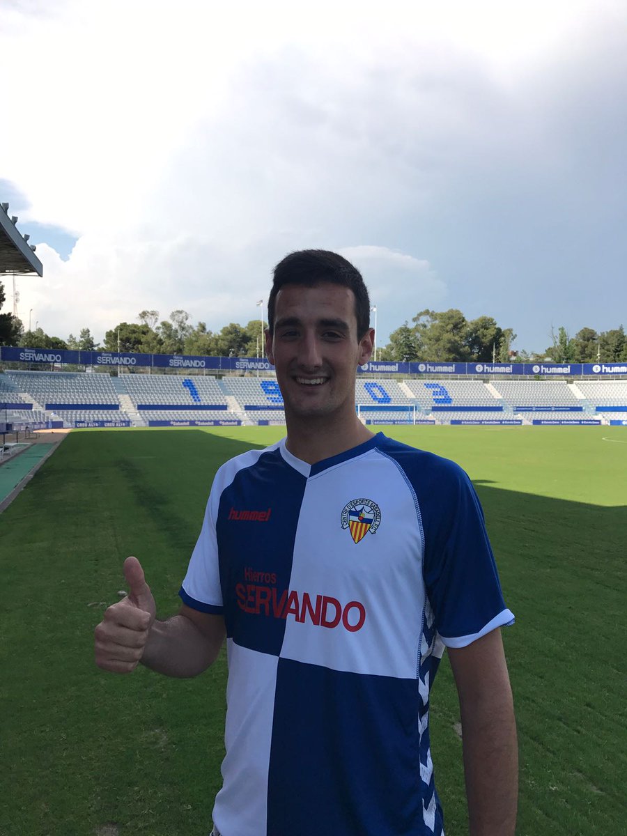 CESabadell's tweet photo. Pol Moreno amplia su contrato con el @CESabadell hasta 2019. Gracias por confiar en este proyecto Pol!
#somCES https://t.co/5hlTMqwGOc