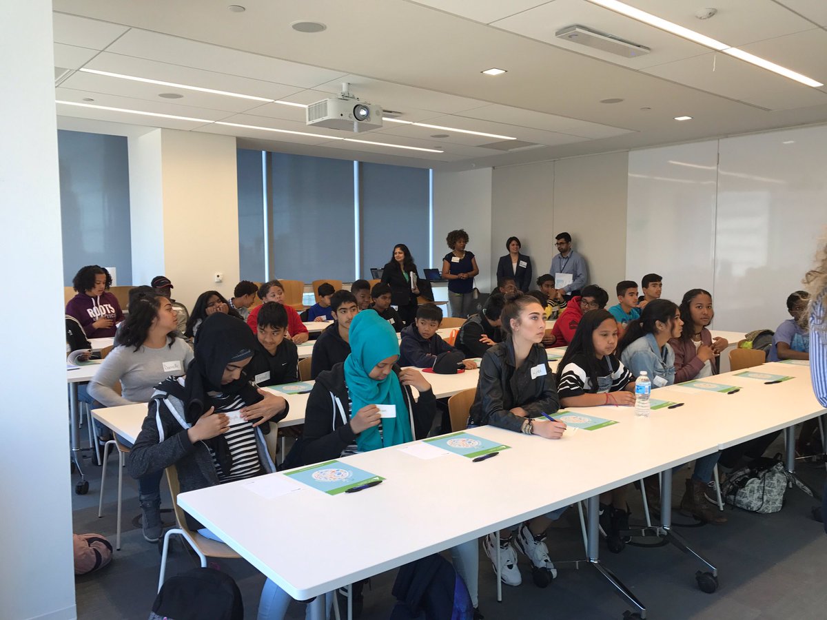 JACentralON's tweet photo. We're delighted to have students from @knobhillps participate in #JAProgramEFS today. It's been a good busy morning! @MsHV @MarshGlobal https://t.co/ZOMXrpbGTP
