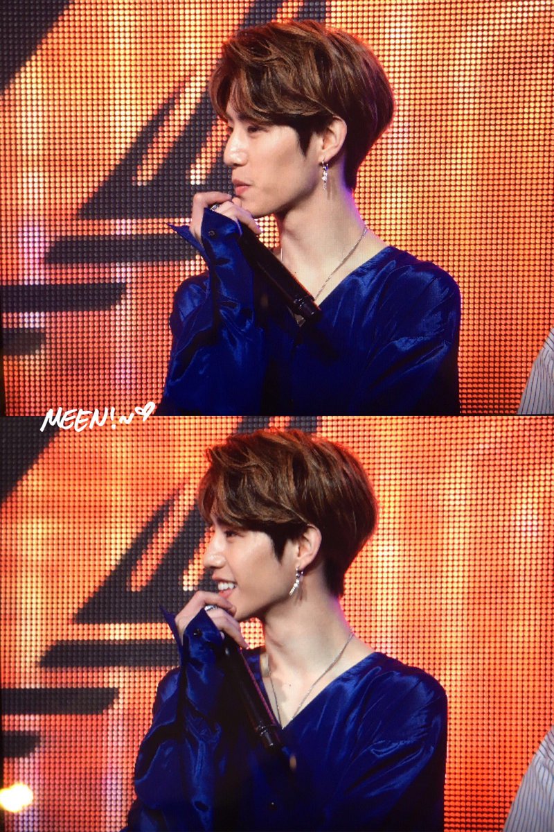 mmeen91's tweet photo. 010617 😆 Nestival Press Con #mark #마크  กิงเยอะๆหน่อยน้า ผอมไปแย้ว https://t.co/mLOiCQneXe