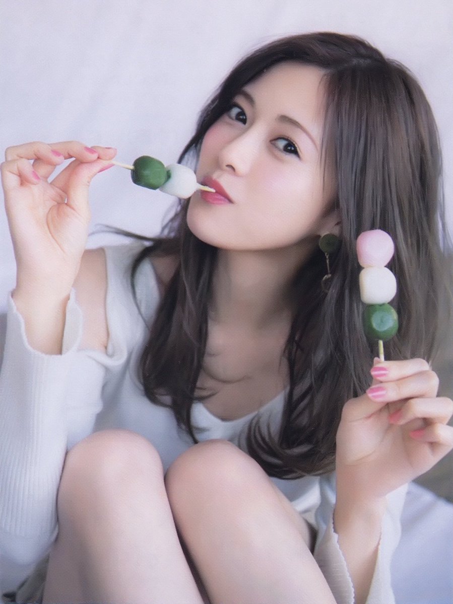 まいやんと団子なう #白石麻衣