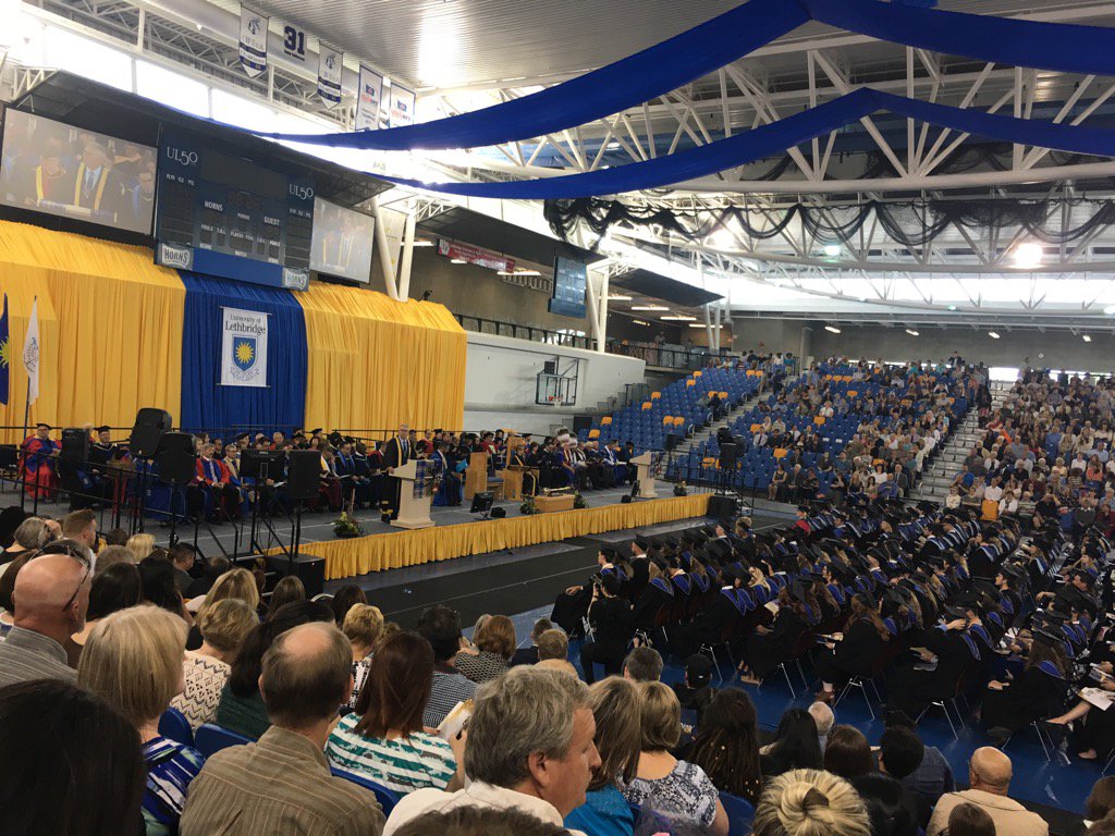 Emmsnana tweet media