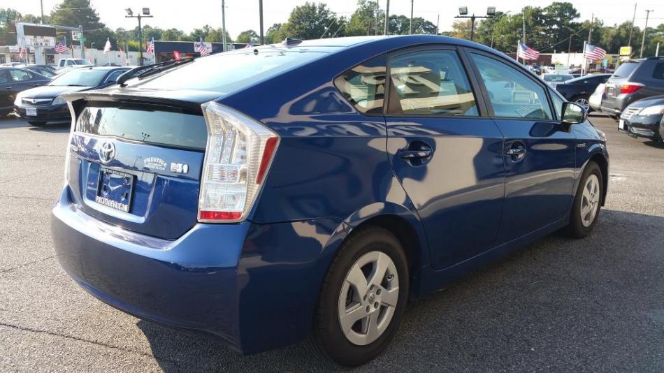 sunpab's tweet image. 2010 TOYOTA PRIUS 4DR
Price    $11,950    -  Mileage    104,669
Call Keith or Jay - (757) 399-2414