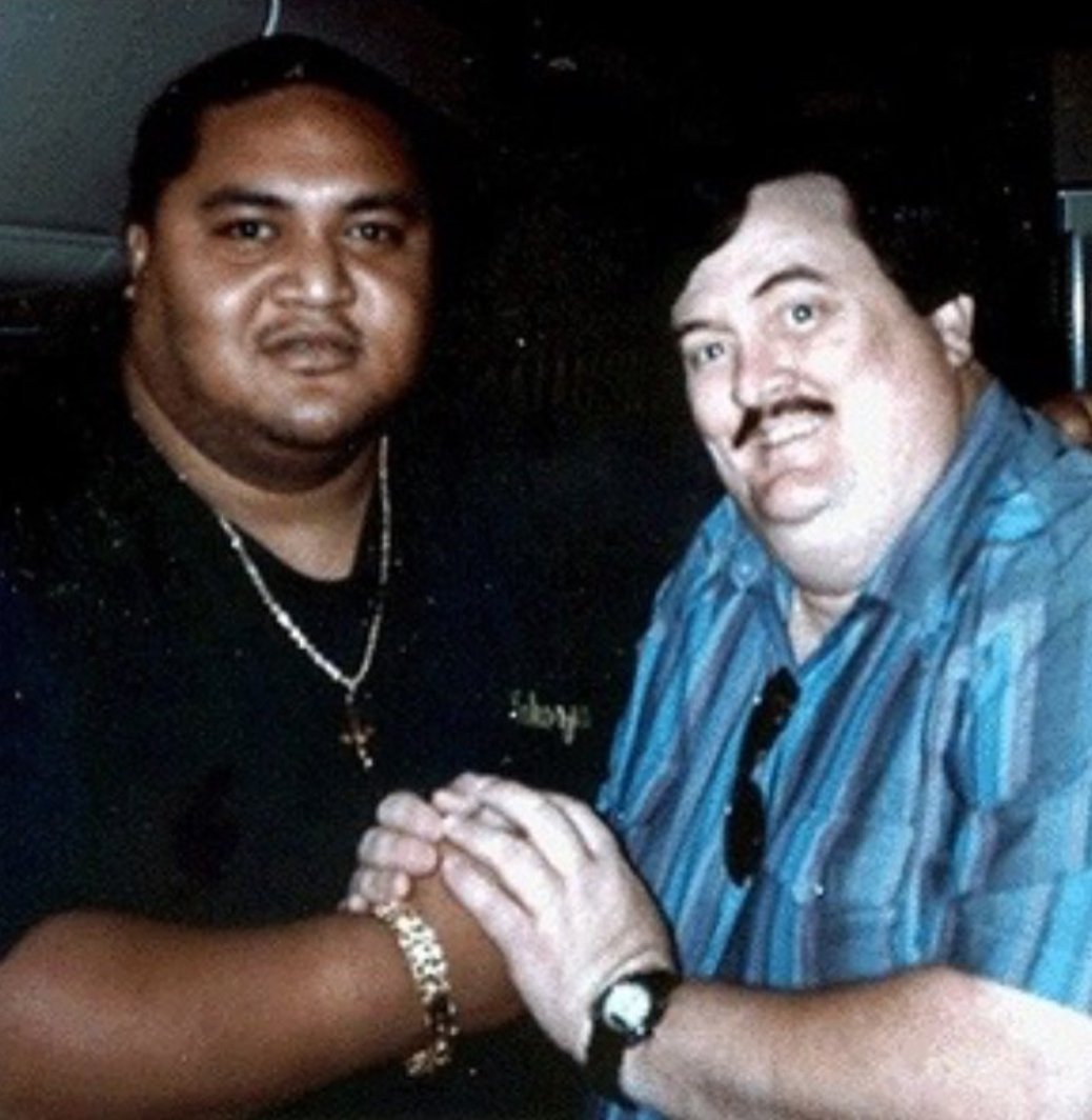 DKGBeakley's tweet photo. How I think @evangill5 and I look together
Vs
How other people see us together 
#davidboston #charlespoliquin #yokozuna #paulbearer https://t.co/rrdf6Sqg8F