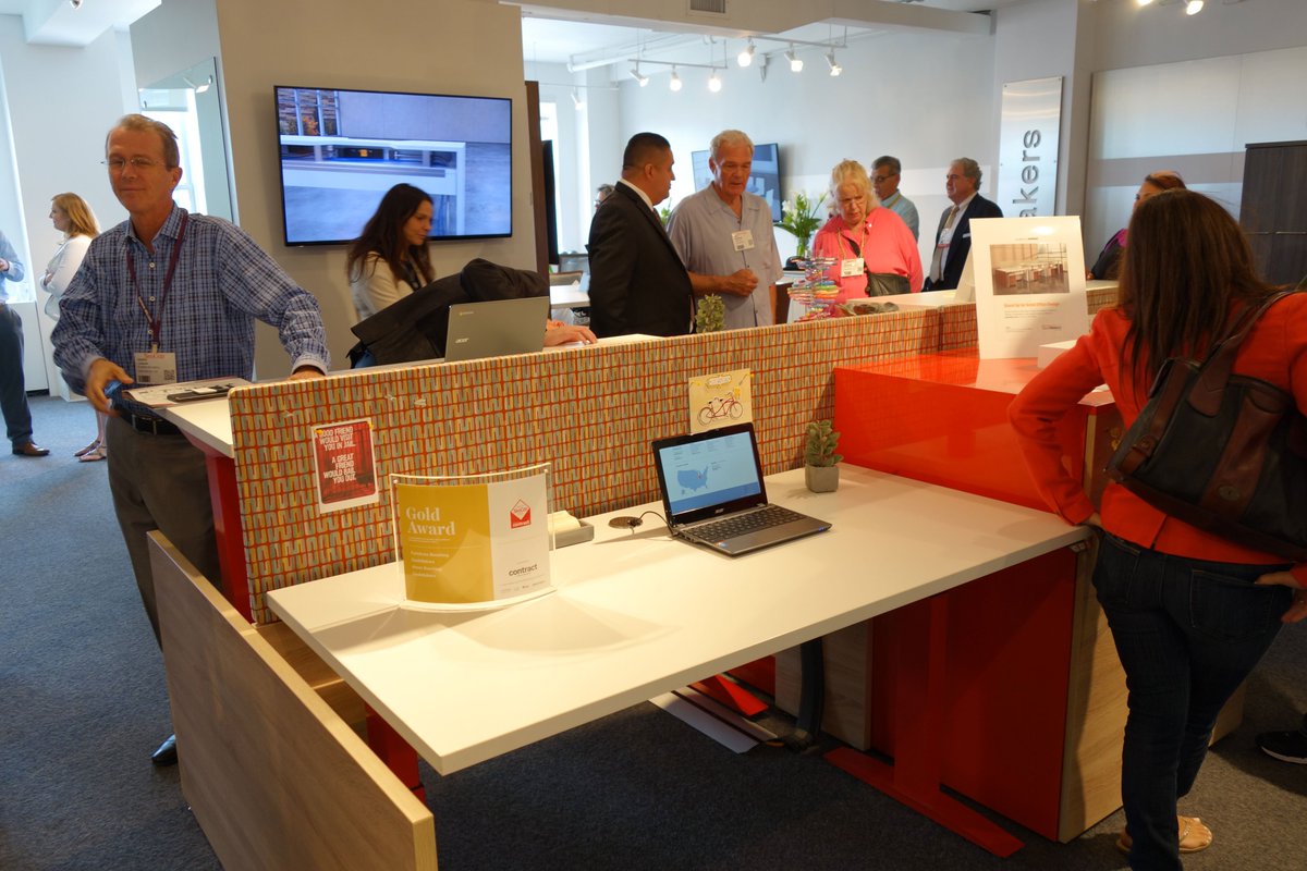 DeskMakers's tweet photo. We're so excited for #NeoCon2017 that we're throwing it back to #NeoCon2016 https://t.co/M2nzNSQiR2 https://t.co/zmifyLYtxS