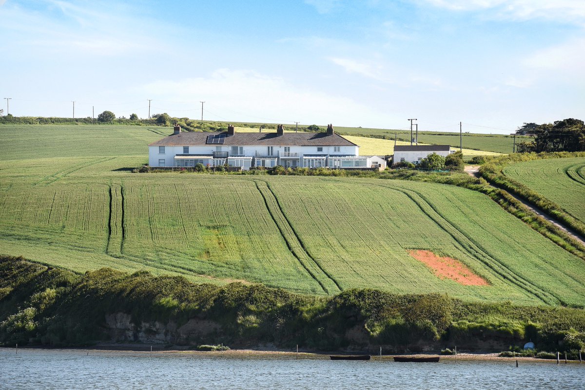 SymSamPoundbury's tweet photo. #property A stunning waterfront location in Dorset set in an idyllic position upon the Jurassic Coastline. Call 01305 251154 for details. https://t.co/hZ2fXL73VW