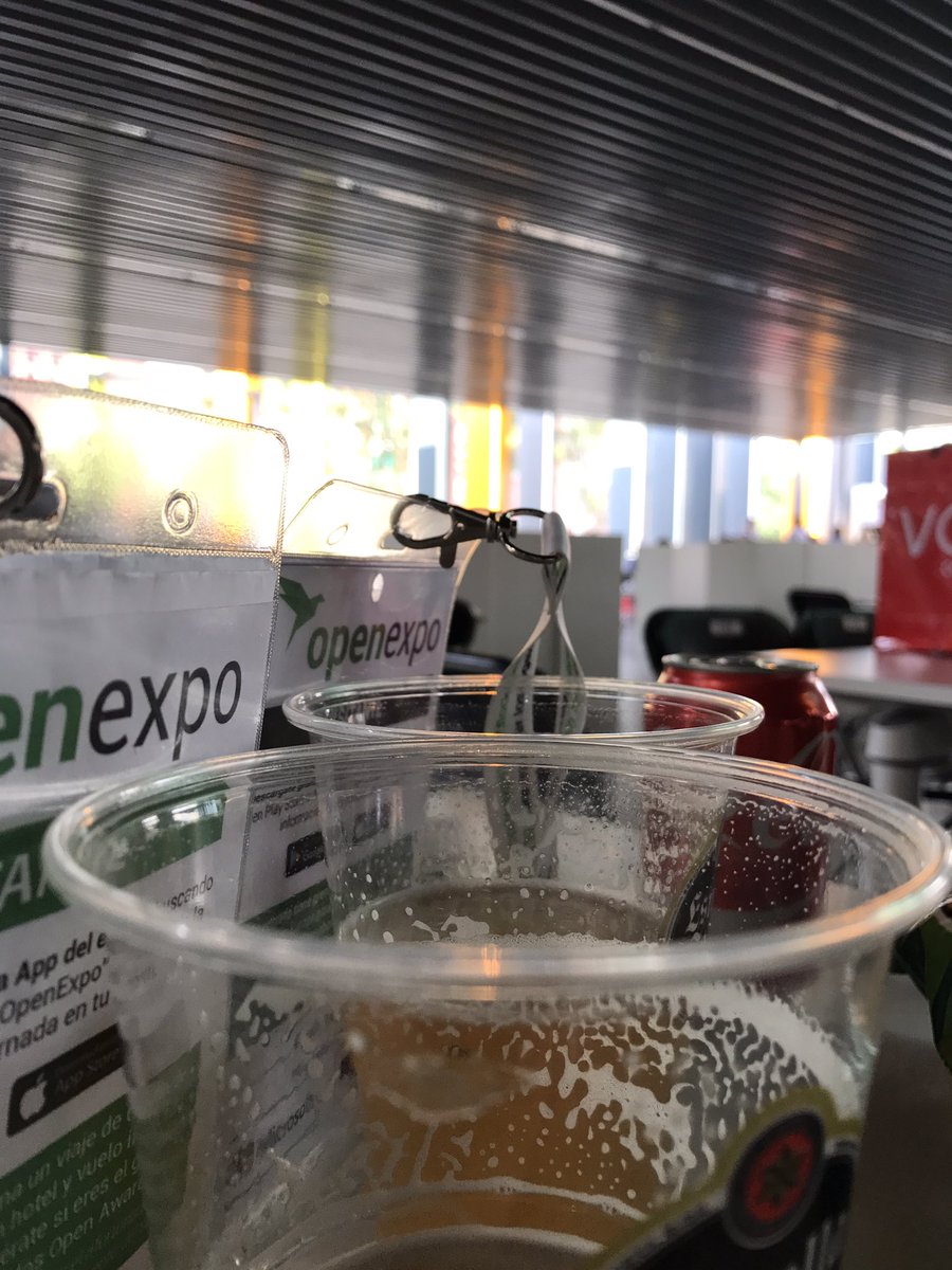 dcaraban's tweet photo. .@innobaredu @salva_cv @MoisLlorente mucho ánimo para #innobartorrelodones #innobarvillalba desde @OpenExpoES #OpenExpo2017 https://t.co/2dqRqsSWB4
