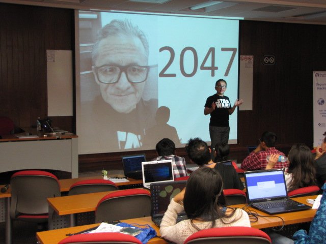 hackadultos's tweet photo. Así vivimos el Taller presencial de Android: Tecnologías para los adultos mayores. ¡Una gran experiencia! https://t.co/WMGxoLkUoL