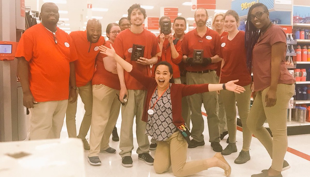 YOU make target awards!My team always tells me I'm a lil extra but hey #worksomewhereyoulove thnx to the the best team in retail 😘 #t1003