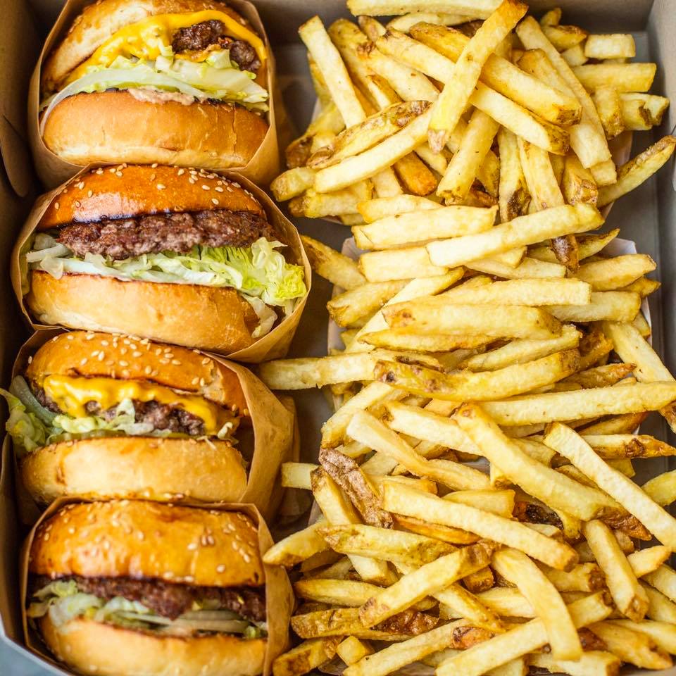 gayotguide's tweet photo. Craving a burger in SF? @PopsonsBurgers is the place to be. https://t.co/MgshqFcawY @onlyinsf https://t.co/rbDd9O76bL