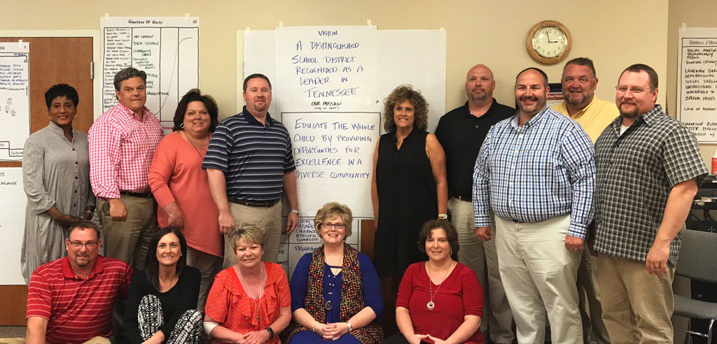 GerrellNorma's tweet photo. #Snapseed.  PSSD Leadership Team takes on Mission, Core Values, &amp; Vision #StratOps #SCORE https://t.co/XsUKVurhDa