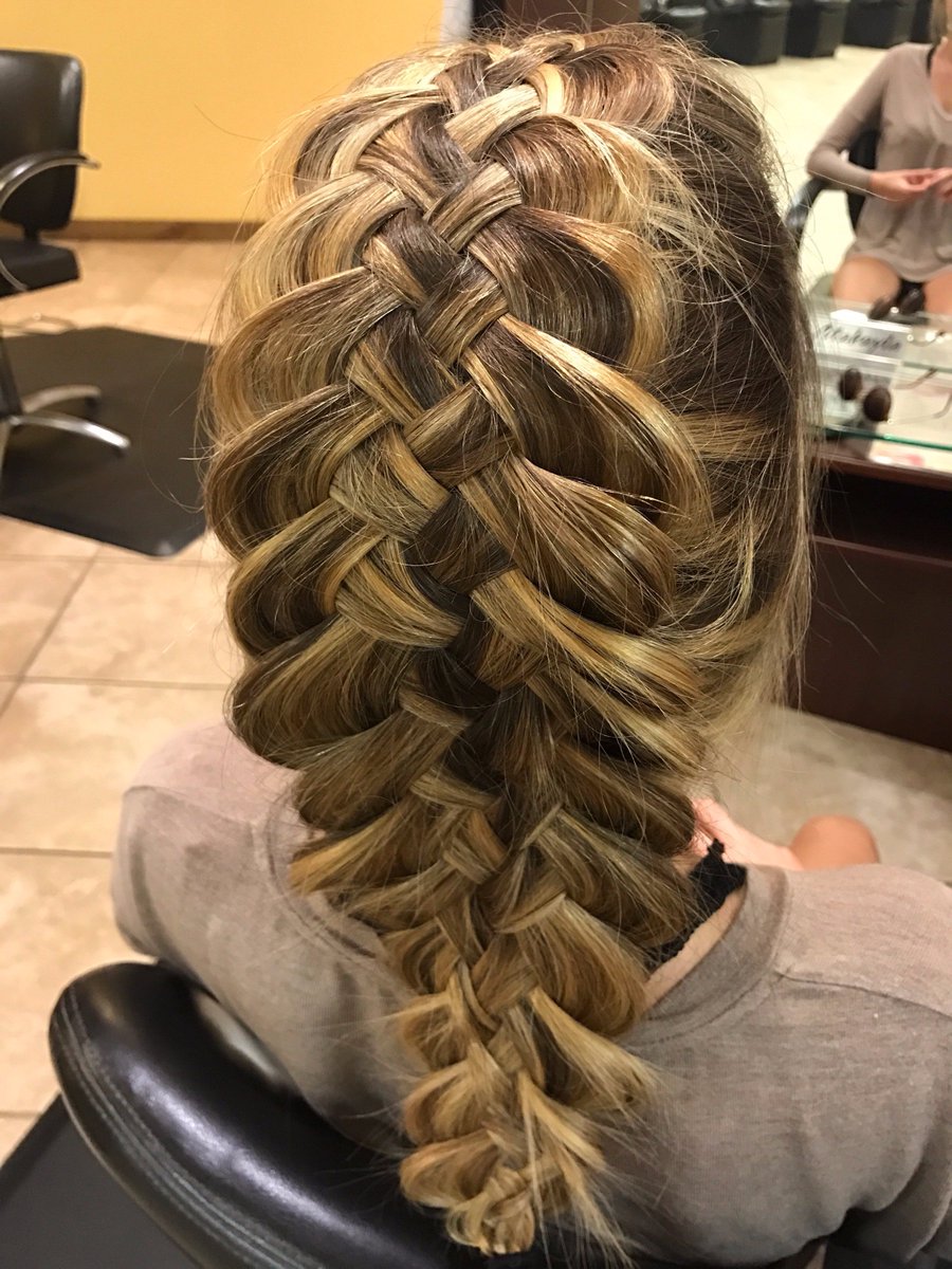 InfinitySalonOH's tweet photo. Interested in scheduling an appt for braids? For a limited time our apprentice Hanna is offering braids for only $15! https://t.co/ur9LvDw8lR