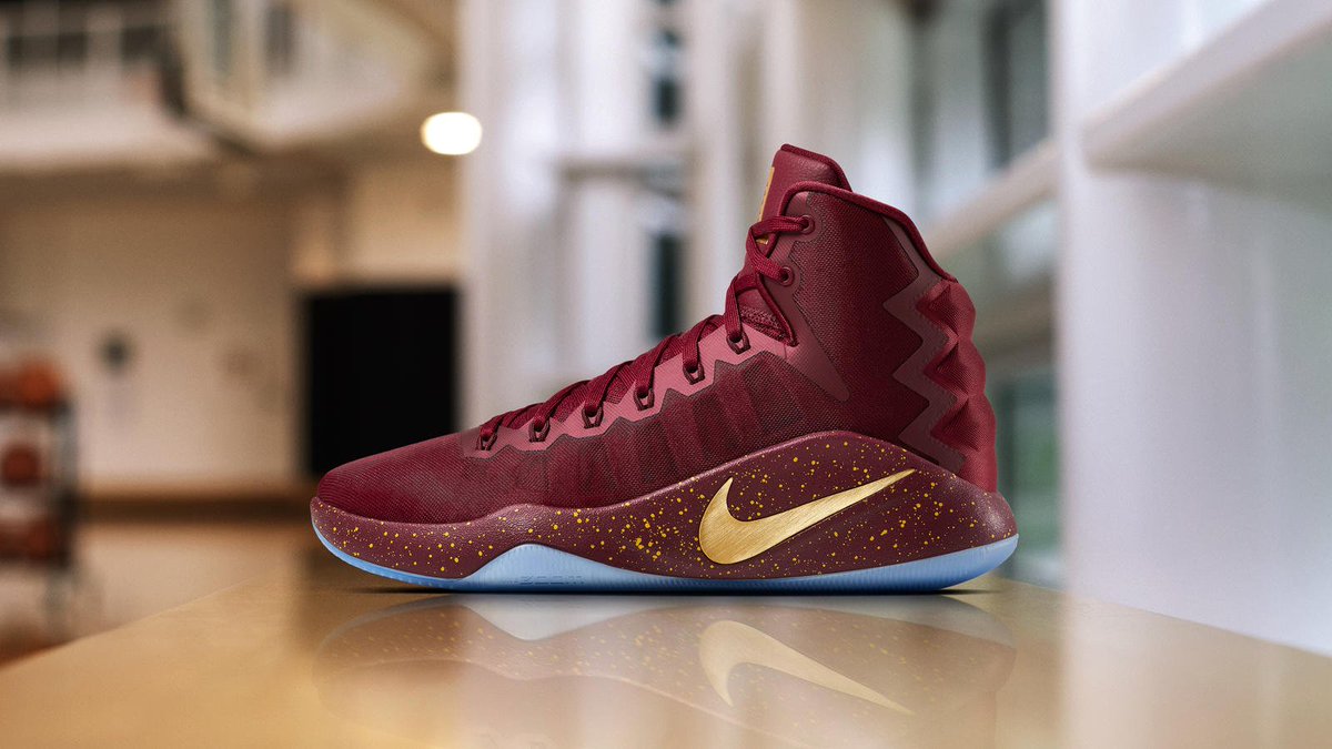 kevin love nike logo