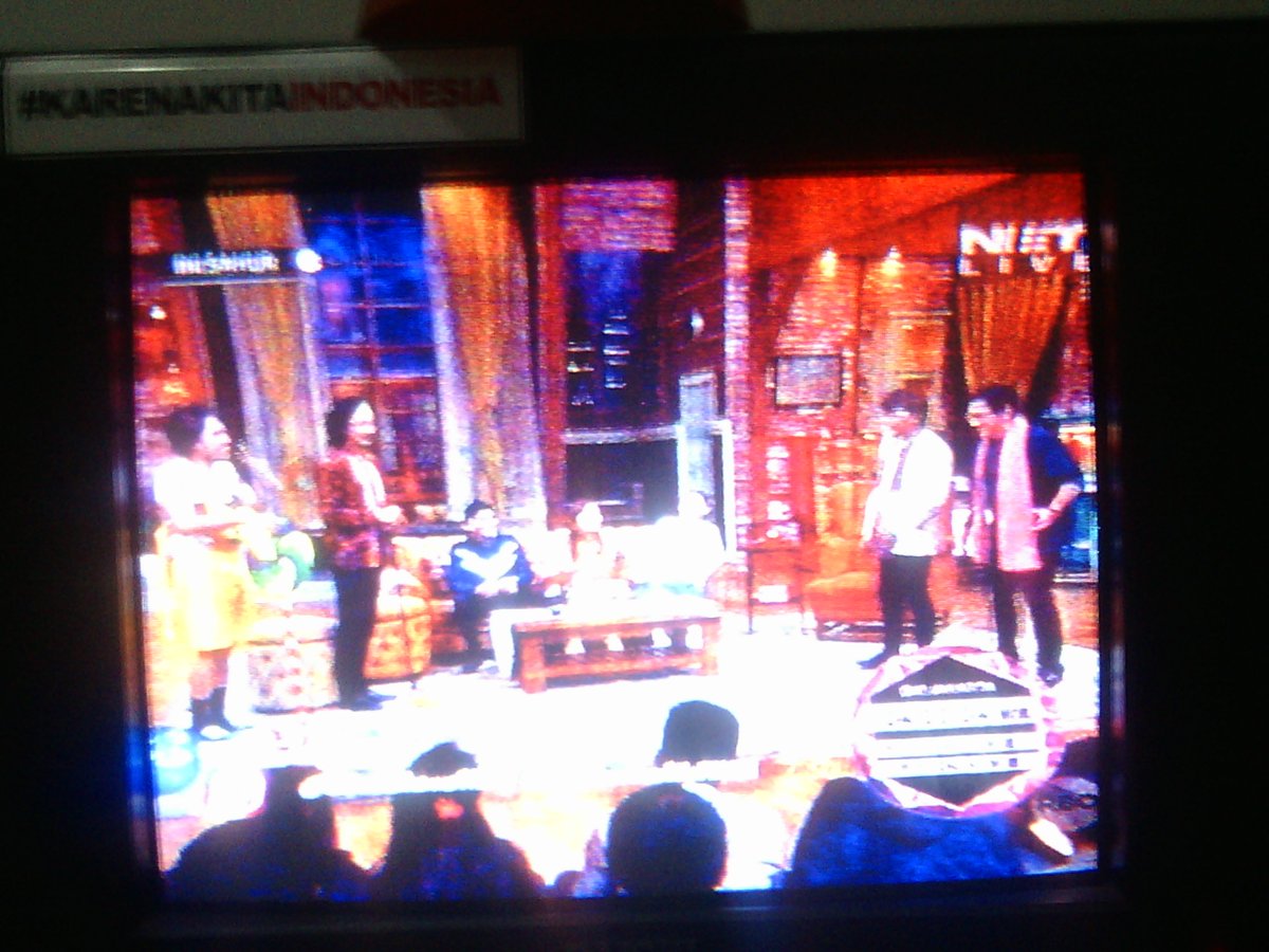 PepyPati's tweet photo. Teman sahur paling asyik dan lucu hanya di @Ini_Talkshow @IKEA_Ind #IniSahurHariKe7IKEA https://t.co/qqZs8UgXFM