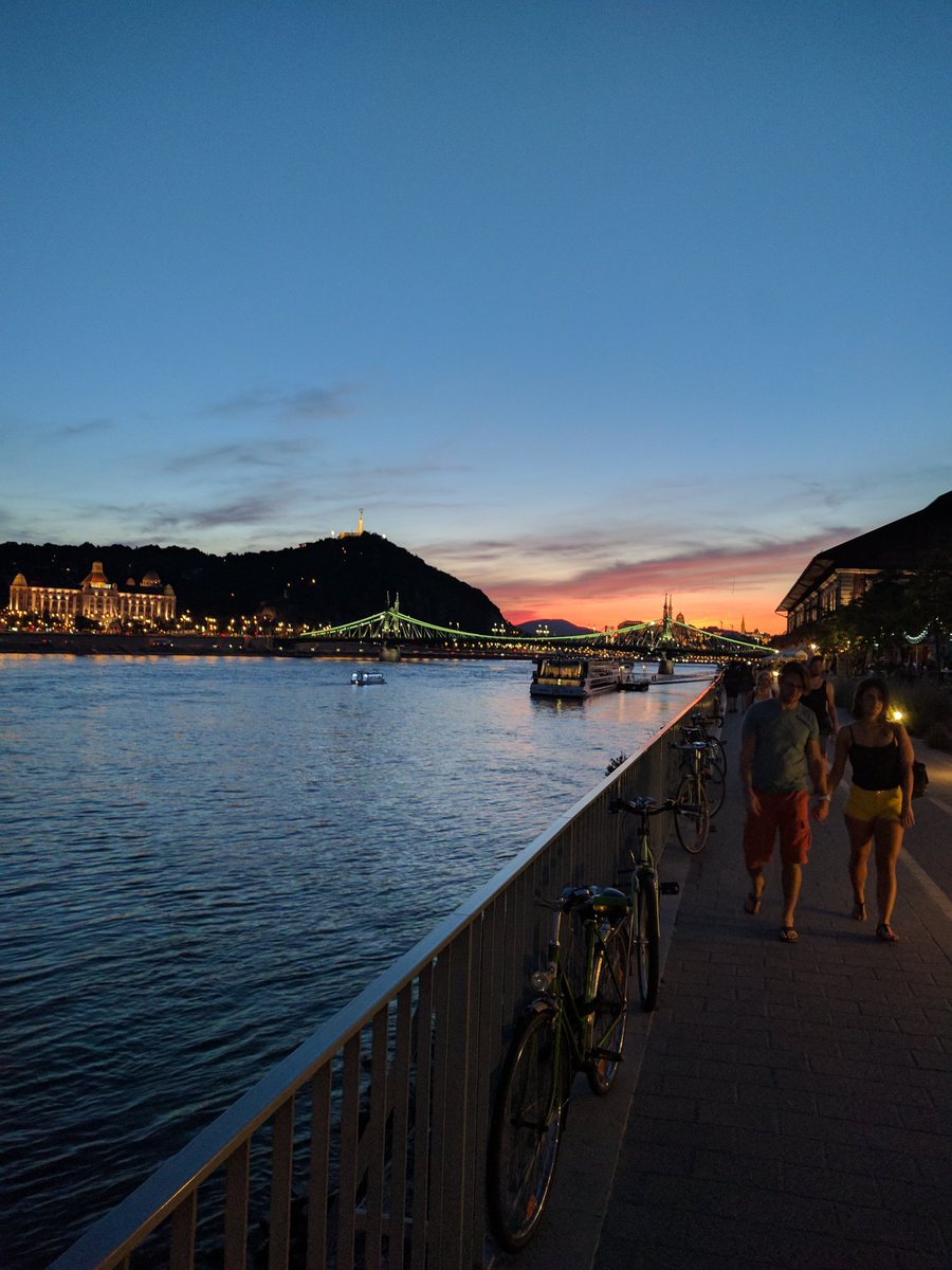 Post #dshopdays dinner with colleagues & a beautiful sunset over the Danube. Tomorrow paper work & then sightseeing. @SAPdshop @SAPHungary