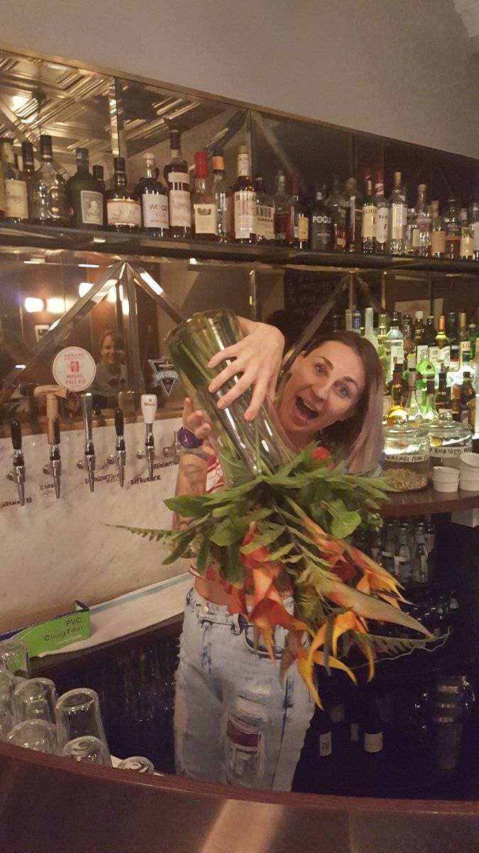 ThreeCranesTav's tweet photo. Magic flowers! https://t.co/5bmC3uwrpP