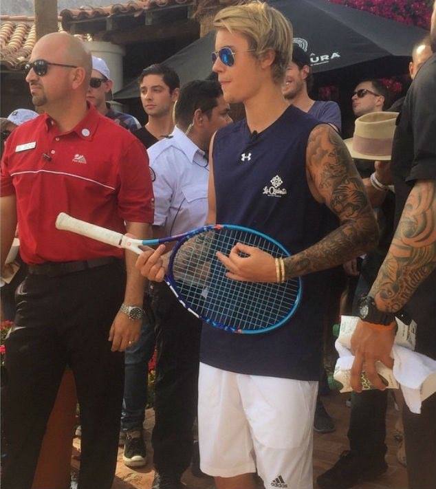 BelieberPromis3's tweet photo. Dejo esto y me retiro lentamente.
#Justin4MMVA https://t.co/Fpsih9k5A6