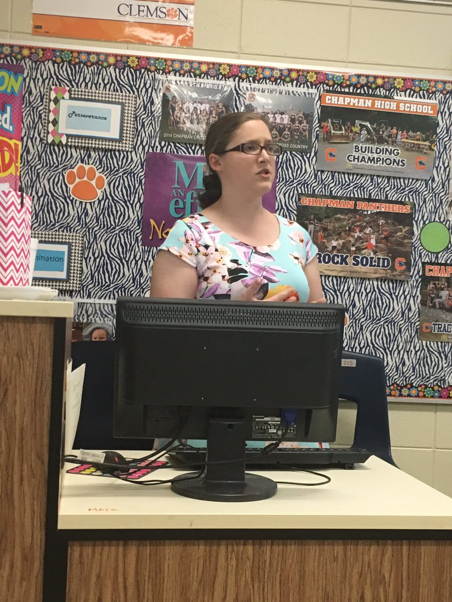 hsmbulldogs's tweet photo. Our very own presenting at the #D1TikiTech! #loveSCschools @infopublicd1 https://t.co/p5VrRmOvbG