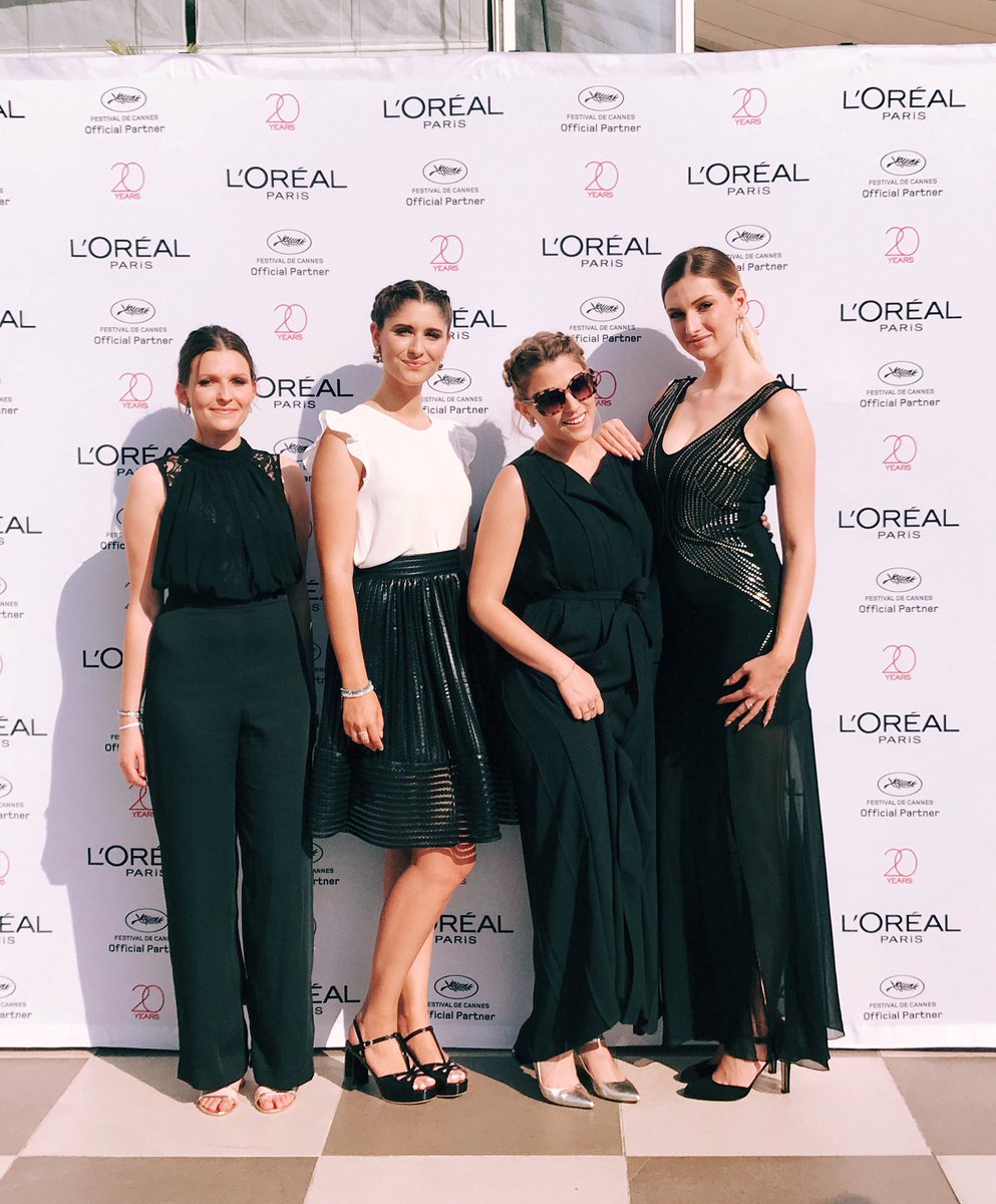 Le VLOG du #myhometourcannes en LIGNE!
Une semaine de folie avec vous au cœur du festival de Cannes... ❤️❤️❤️ youmakefashion.fr