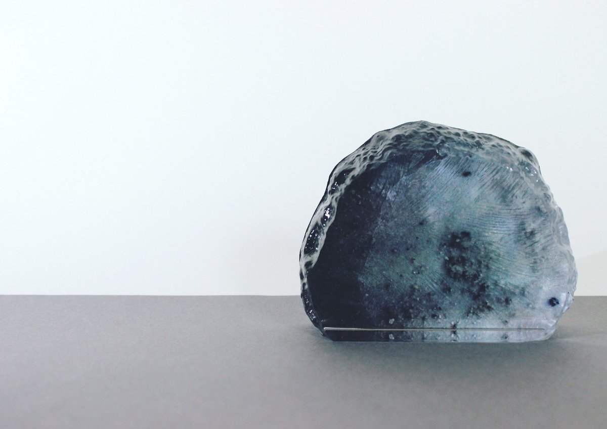 'Internal Obscurity' - manipulating photography and light to visualise experience of Alzheimer's disease .. #Alzheimers