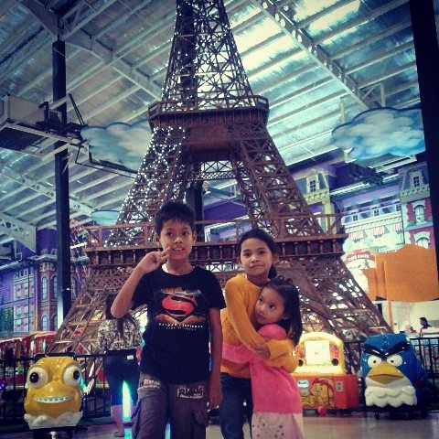 TheYou82's tweet photo. threebrother.....@paris https://t.co/2HJRBzTP0e