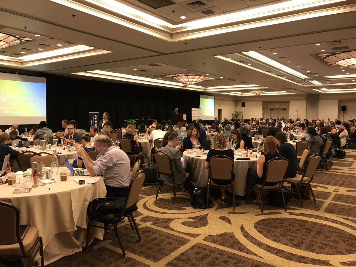 squidwardrouts's tweet photo. Packed house at @EdWriters #ewaAWARDS lunch in DC. Great conference. Great discussions. https://t.co/HA8b6W1IuD