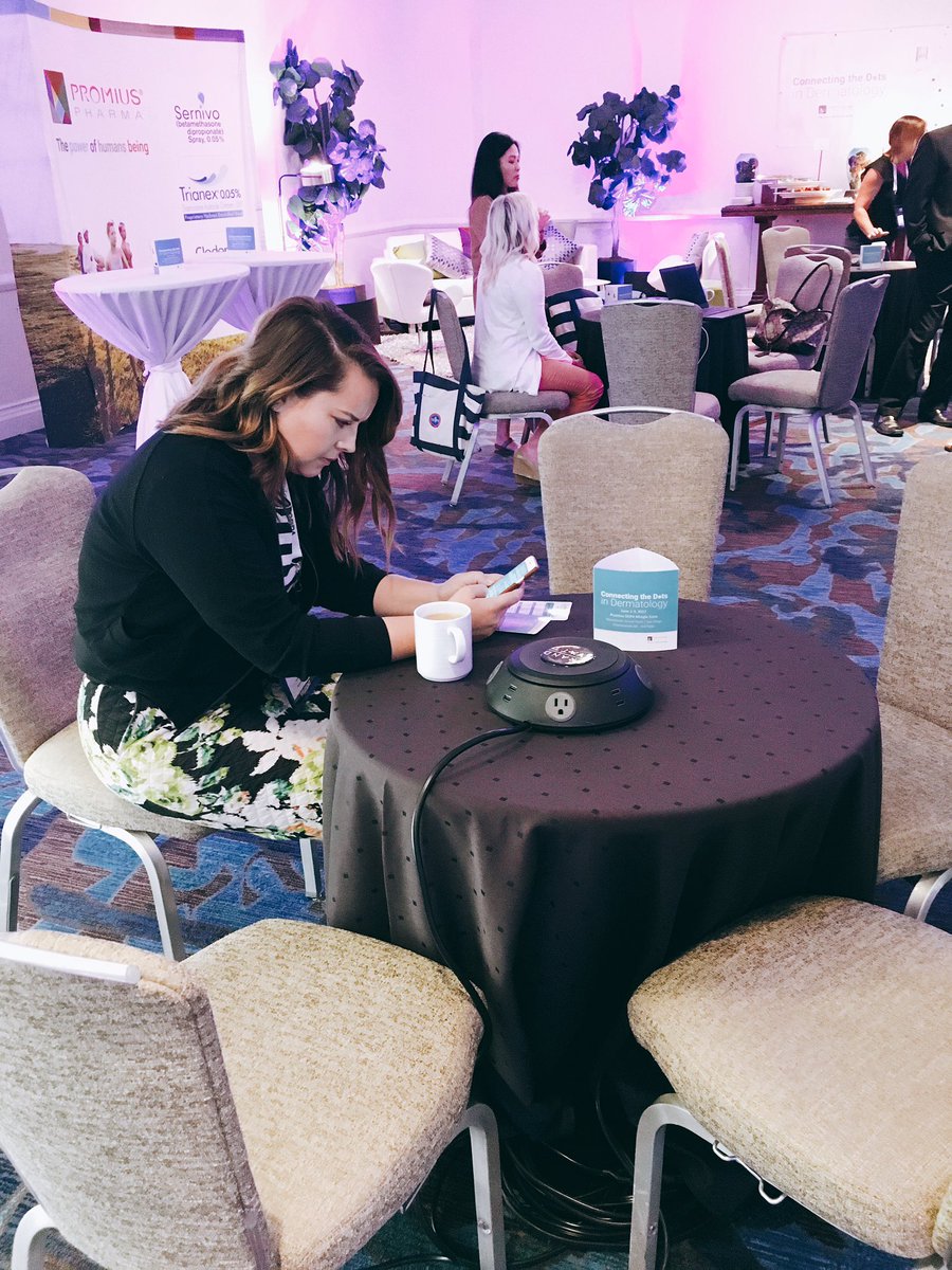dermPA's tweet photo. Need a second to check email? #minglezone is key #SDPAsummer #dermpa #promius https://t.co/j7uK2VCyLi
