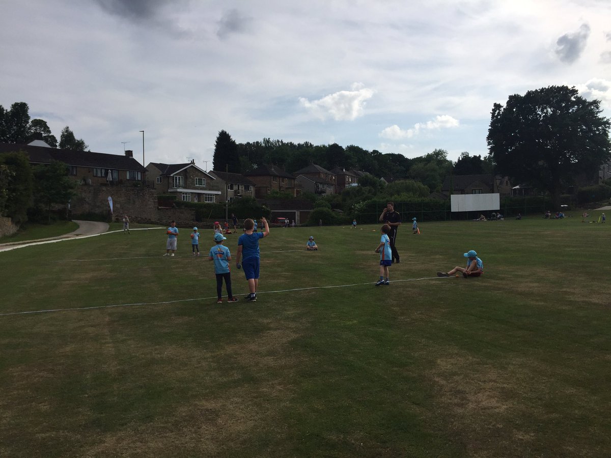 WhitleyHallCC's tweet photo. Brilliant second Allstars session tonight. 36 kids all enjoying their cricket. @YCCC_YCF @ECB_YSPL #Miniwizards https://t.co/x2tayj1peJ