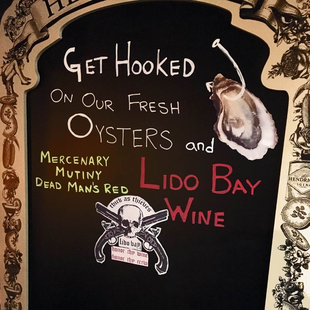 LidoBayWine's tweet photo. Haul on the bowline — it's our favorite indulgent 🍷 pairing! ☠️🖤⚓️ Marquee @sierrastkitchen #sipwrecked #lidobaywine #wine #winelover #reno https://t.co/QVfigo2tQJ