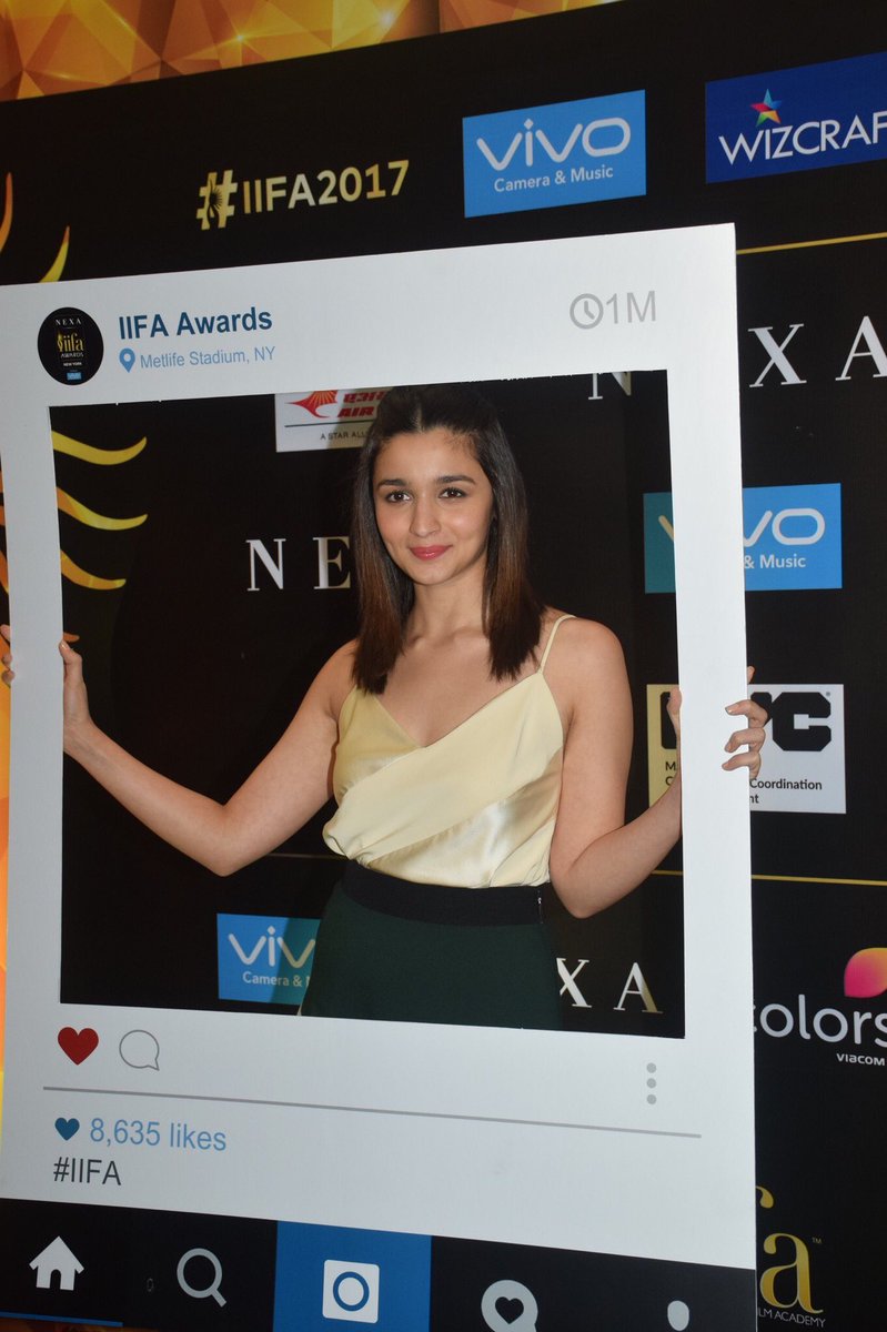 WizAndreTimmins's tweet image. This is our #doll of @iifa #newyork @aliaa08 thank u for being with us this year let&apos;s rock it!! #IIFA2017 book now bit.ly/2qcQOKZ