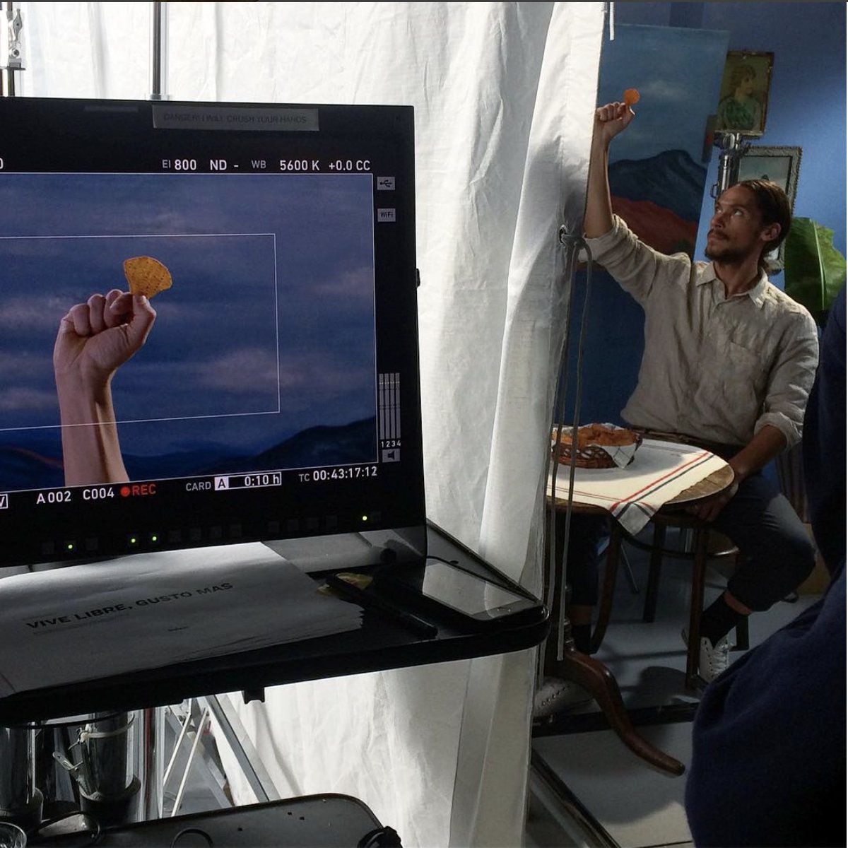 robsoar's tweet image. Revolutionary crisp in hand action ; )