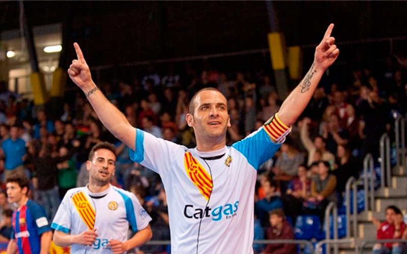 #MercatoCatSala #2aB - 💣💣💣 A SABADELL! <a href="/nademe8/">daniel salgado</a> fitxa pel <a href="/CN_Sabadell/">CN Sabadell</a> de 2aB 
ow.ly/RAud30ceviJ