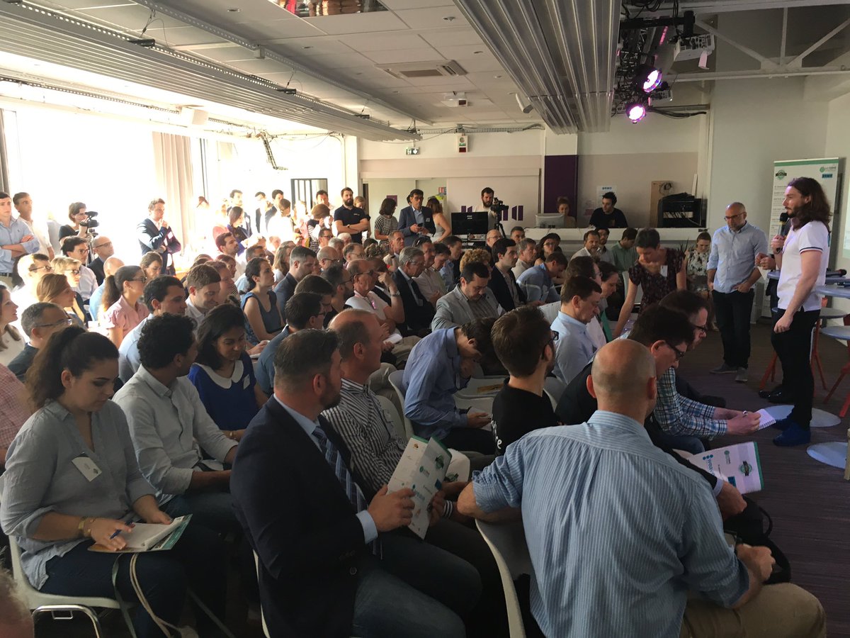 svaxelaire's tweet photo. Bravo aux organisateurs et panelistes pour cette journée #LFDay2017 #agtech More to come with #AgriLab https://t.co/PKTHPfEhHn