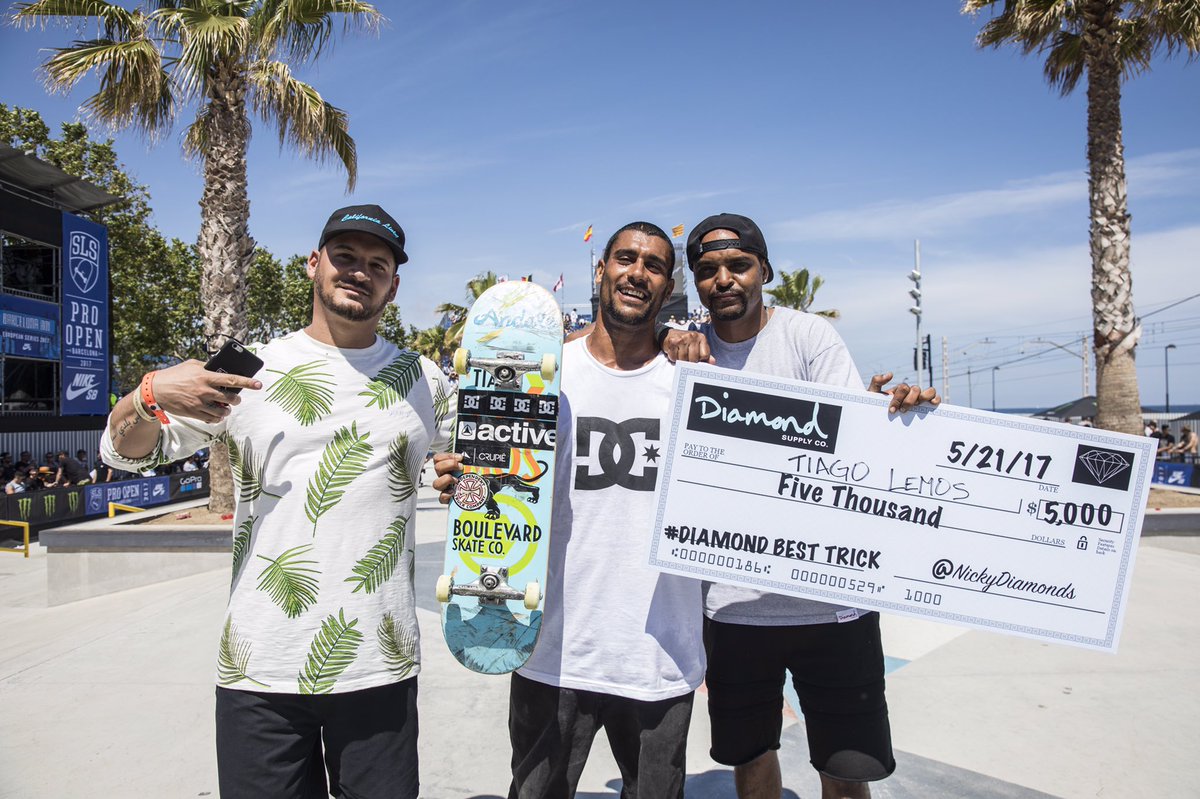 StreetLeague's tweet photo. Congrats Tiago Lemos on winning @diamondsupplyco's #DIAMONDBESTTRICK with a Nollie Inward Heel Back Lip down the rail during the Pro Open! ๐ฐ https://t.co/q6Mt5goPBL