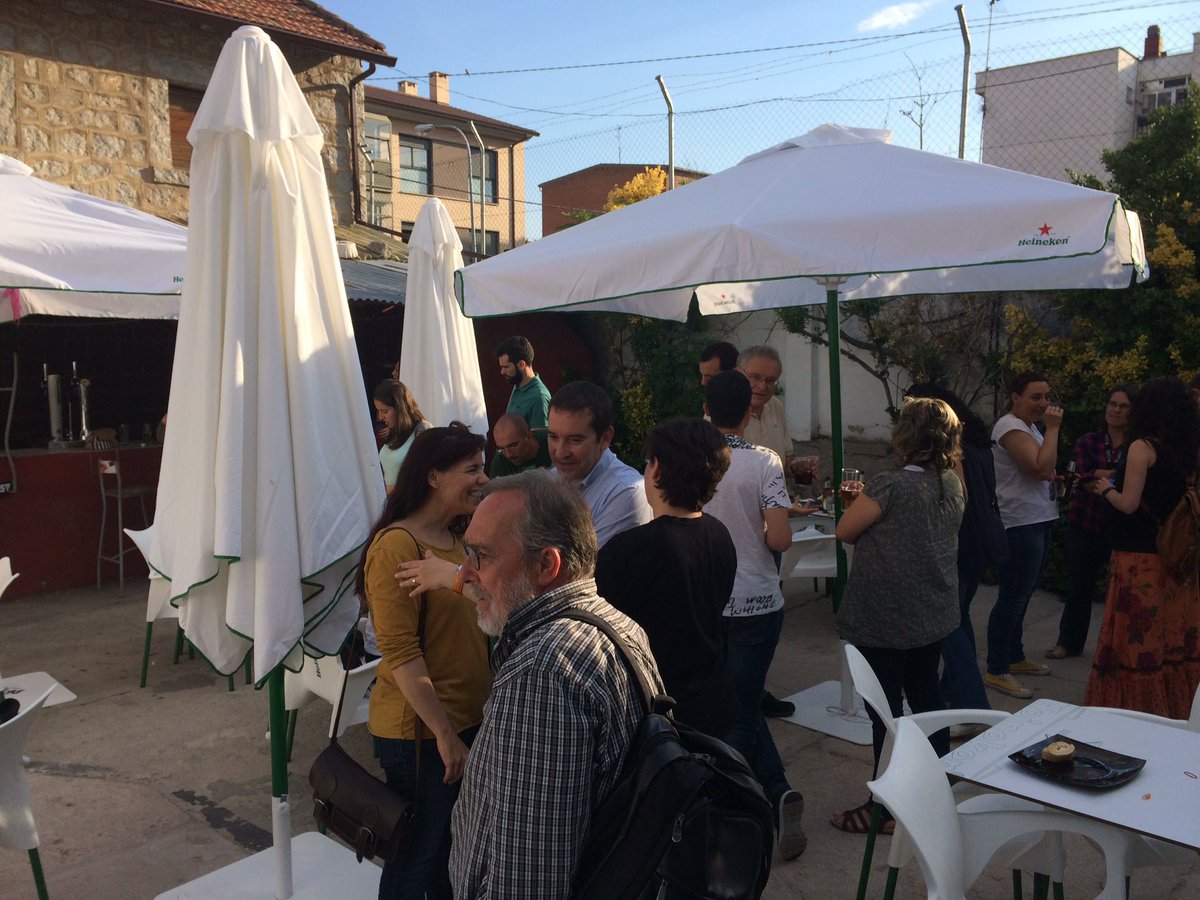 AgoraAbierta's tweet photo. En #innobar #innobarsierra #ColladoVillalba de piscolabis https://t.co/QlFDK7z25z