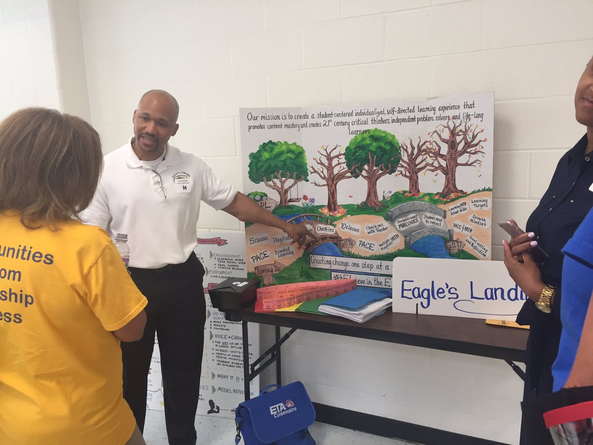 Hassan sharing the vision for ELMS! #ensuringsuccess #2018HCSLDS