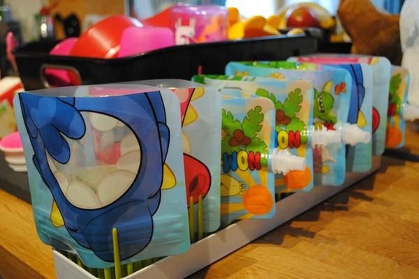 NomNomKidsgo's tweet photo. Nom Nom Kids Reusable food pouches have the widest opening making filling & cleaning super easy. #babypuree #weaning
https://t.co/zSfkOWlWu2 https://t.co/29JNo0rvg2