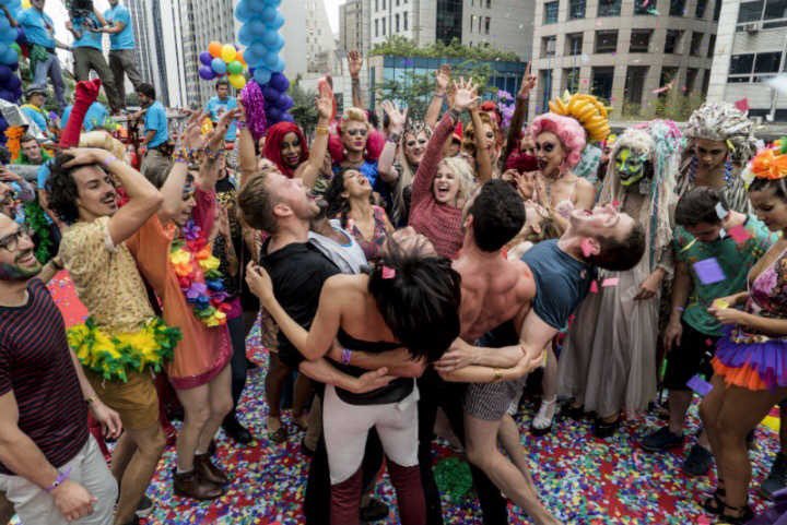 ringdingdontt's tweet photo. There will never be such a wonderful cast and a series with a development like sense8, this is true art #BRINGBACKSENSE8  #JUSTICEFORSENSE8 https://t.co/PmiEoIBH1g