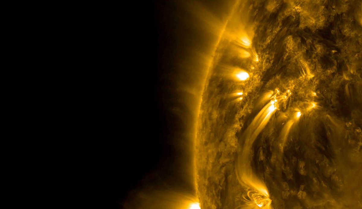 TheEconomist's tweet photo. NASA has announced plans to fly a probe into the sun's atmosphere for the first time, in July 2018 (AFP/NASA) https://t.co/Svr2YwNar5