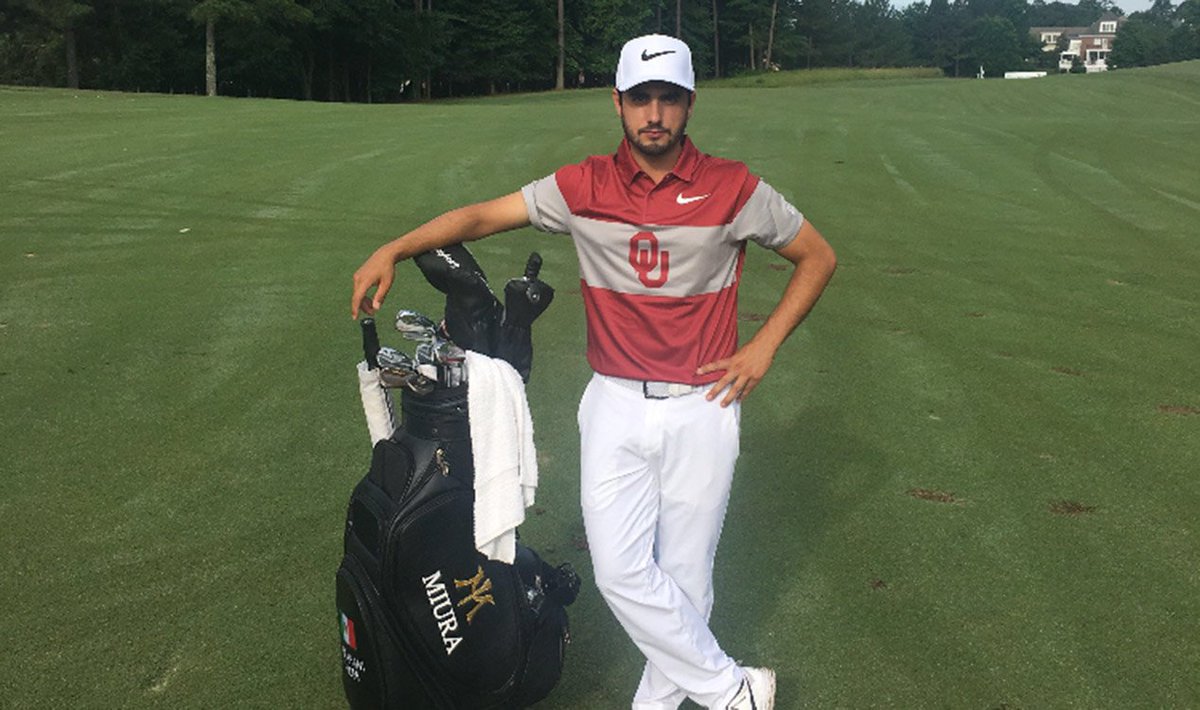KornFerryTour's tweet image. Boomer Sooner. 🏆

Proud @OU_Athletics alum @Abraham_Ancer is celebrating yesterday's national championship title. ⛳️