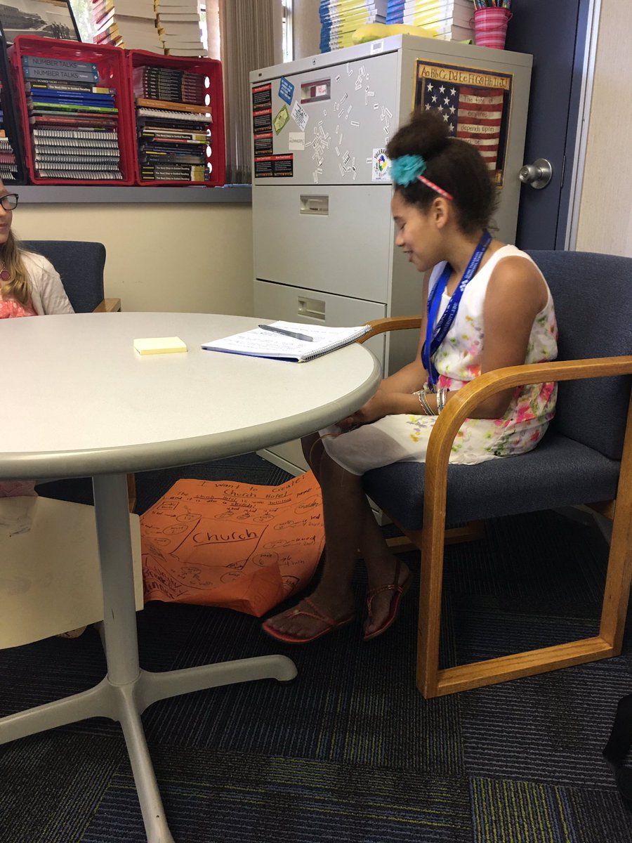 MrsRamirez3's tweet photo. These 2 came up w/ AMAZING ideas 2 help ppl experiencing homelessness. Thx 4 the meeting @MrGroehlerGage #geniushour #GageGators @MrsEller3 https://t.co/t960u4uEii
