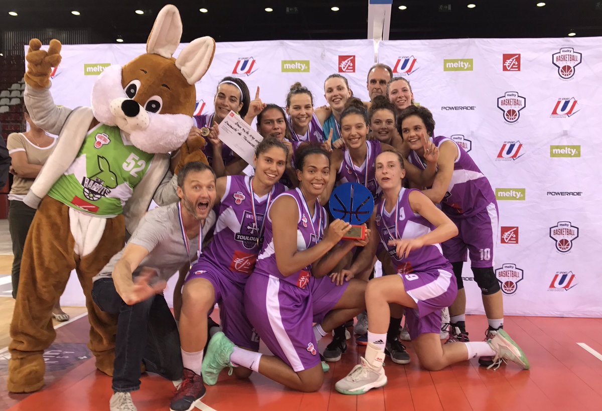 FFSportU's tweet photo. L'Université de Toulouse Championne de France!!!! Victoire face à l'@UGrenobleAlpes (69-60)! #MBLU 2017🏀🏅🏆🇫🇷 https://t.co/qH368Ms1Cv